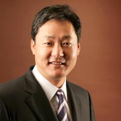 Ki Hong Park | CEO and President of Chun-Ha Insurance | Fintech Finance