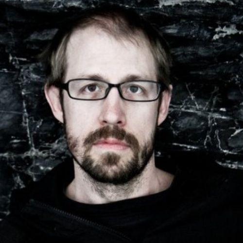 Douglas Bakkum