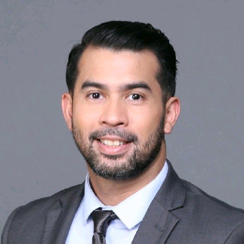 Dennis Valdes