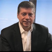 Robert Santella
