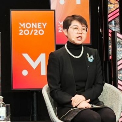 Eva Zhang